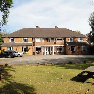  Guest house Latymer House
